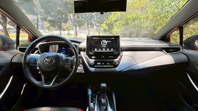 TOYOTA ALTIS/GR/I-KEY/倒車顯影/跟車系統/循跡防滑/胎壓偵測/電動後視鏡/後座出風口  第11張相片