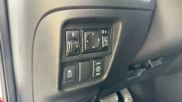 NISSAN JUKE/4WD/I-KEY/倒車顯影/恆溫空調/循跡防滑/定速/電動後視鏡/摸門  第13張相片