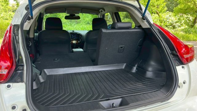 NISSAN JUKE/4WD/I-KEY/倒車顯影/恆溫空調/循跡防滑/定速/電動後視鏡/摸門  第17張相片