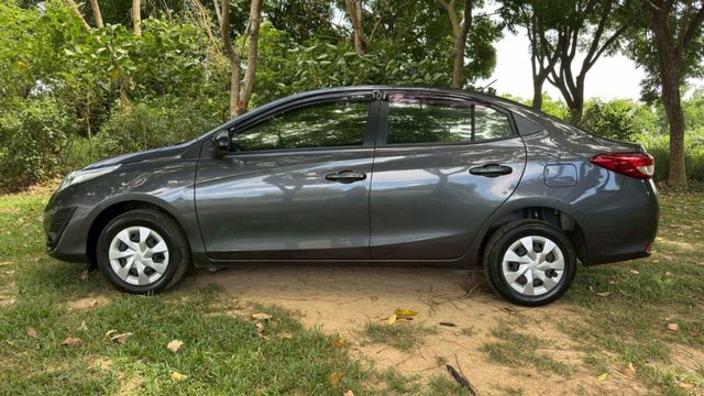 TOYOTA VIOS/循跡防滑/抬頭顯示器/後視鏡電動調整  第8張相片