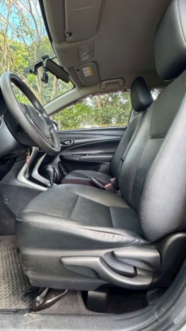 TOYOTA VIOS/循跡防滑/抬頭顯示器/後視鏡電動調整  第15張相片