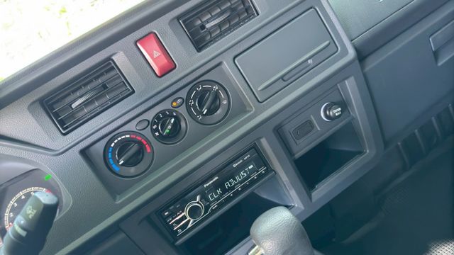 中華汽車 得利卡/僅跑2千公里/自排/框式/循跡防滑/電動窗  第11張相片