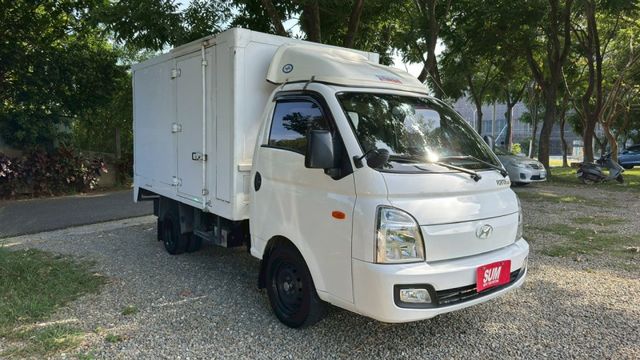現代 大穩發/自排/循跡防滑/電動窗/備胎  第4張相片