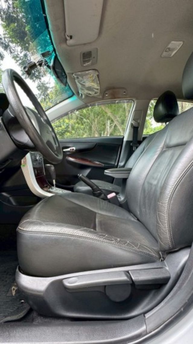 TOYOTA ALTIS/倒車顯影/定速/胎壓偵測/抬頭顯示器/電動後視鏡  第15張相片