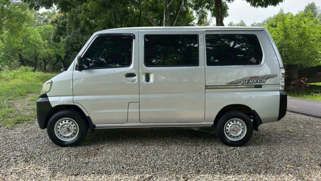 中華 菱利/一手車/胎壓偵測/後座出風口/電動窗  第8張相片