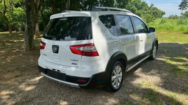 NISSAN LIVINA/胎壓偵測/後視鏡電動調整  第5張相片