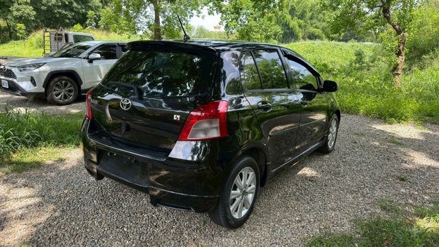 TOYOTA YARIS/I-KEY/安卓機/電動後視鏡/後座6/4分離  第5張相片