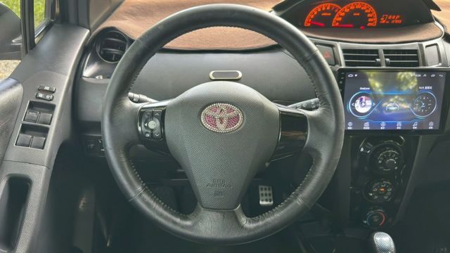 TOYOTA YARIS/I-KEY/安卓機/電動後視鏡/後座6/4分離  第11張相片