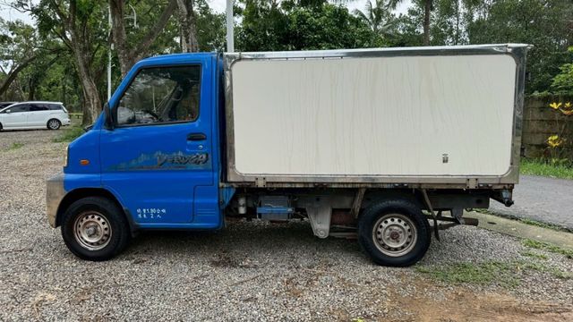 中華 菱利/冷凍廂/電動窗  第8張相片