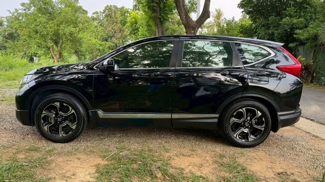 HONDA CRV/I-KEY/倒車顯影/跟車系統/電尾門/電動座椅/循跡防滑/自動緊急煞車系統/全景天窗  第8張相片