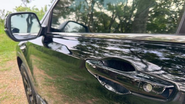 HONDA CRV/I-KEY/倒車顯影/跟車系統/電尾門/電動座椅/循跡防滑/自動緊急煞車系統/全景天窗  第9張相片