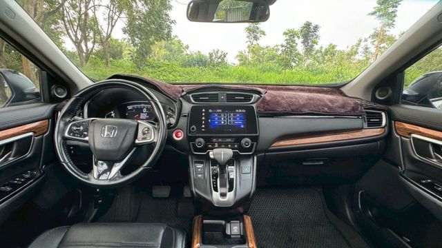 HONDA CRV/I-KEY/倒車顯影/跟車系統/電尾門/電動座椅/循跡防滑/自動緊急煞車系統/全景天窗  第10張相片