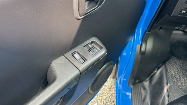 TOYOTA TOWN ACE/自排/木斗/怠速熄火/循跡防滑/胎壓偵測  第12張相片