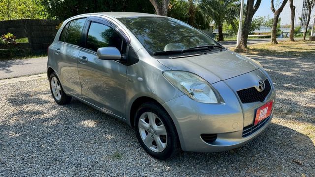 TOYOTA YARIS/五門掀背小車/代步車/稅金省  第4張相片