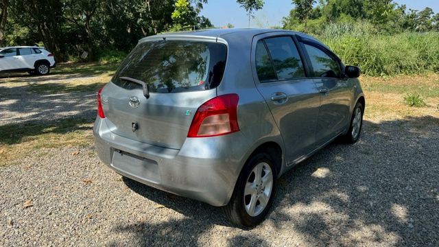 TOYOTA YARIS/五門掀背小車/代步車/稅金省  第5張相片