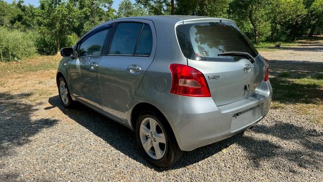 TOYOTA YARIS/五門掀背小車/代步車/稅金省  第7張相片