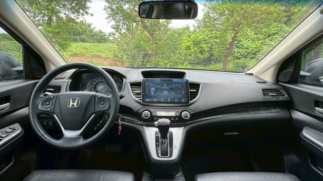 HONDA CRV/倒車顯影/定速/循跡防滑/天窗/雙區恆溫空調/電動後視鏡  第9張相片