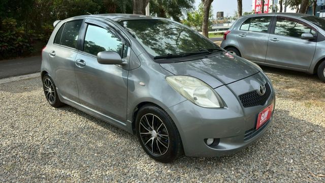 TOYOTA YARIS/代步車/五門掀背小車  第4張相片