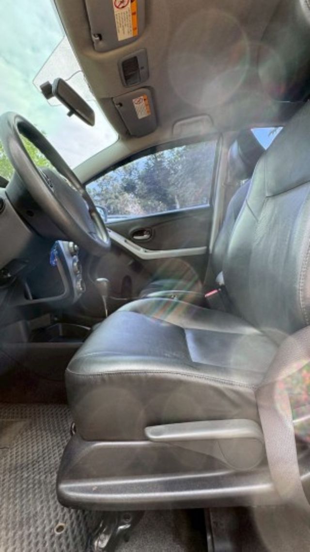 TOYOTA YARIS/代步車/五門掀背小車  第12張相片