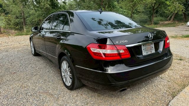 BENZ E200/雙前記憶電動座椅/天窗/定速/雙區恆溫空調  第7張相片