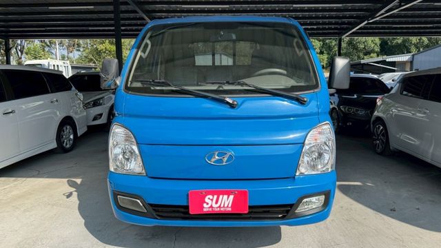 現代 小霸王/自排/木斗/循跡防滑/電動窗  第3張相片