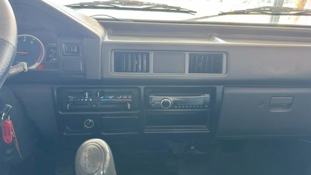 中華 得利卡/貨車版/原鈑件/電動窗  第10張相片