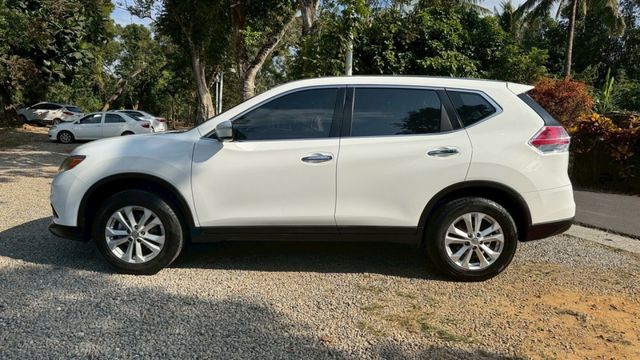 NISSAN X-TRAIL/倒車顯影/抬頭顯示器/循跡防滑/雙區恆溫空調/後座出風口/電動後視鏡  第9張相片