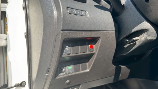 NISSAN X-TRAIL/倒車顯影/抬頭顯示器/循跡防滑/雙區恆溫空調/後座出風口/電動後視鏡  第13張相片