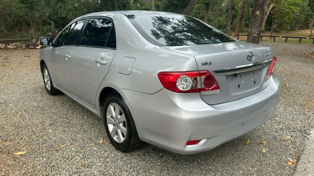 TOYOTA ALTIS/倒車顯影/胎壓偵測/恆溫空調/電動後視鏡  第7張相片