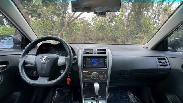 TOYOTA ALTIS/倒車顯影/胎壓偵測/恆溫空調/電動後視鏡  第9張相片