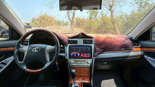 TOYOTA CAMRY/倒車顯影/雙區恆溫空調/電動後視鏡/後座出風口  第9張相片