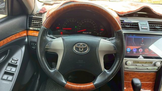 TOYOTA CAMRY/倒車顯影/雙區恆溫空調/電動後視鏡/後座出風口  第11張相片