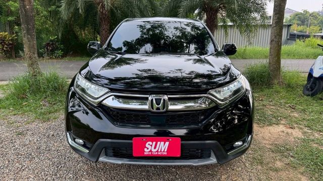 HONDA CRV/I-KEY/倒車顯影/跟車系統/電尾門/電動座椅/循跡防滑/自動緊急煞車系統/全景天窗  第3張相片