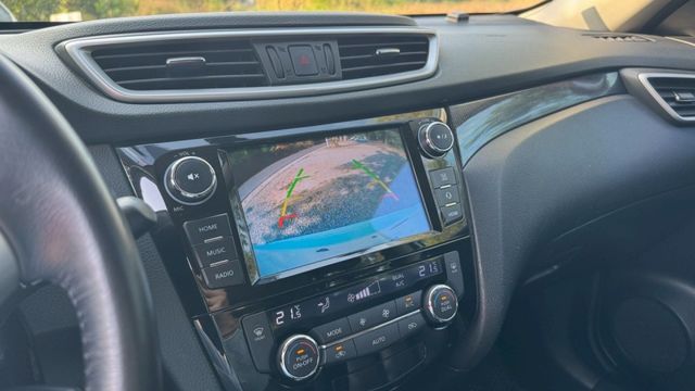 NISSAN X-TRAIL/倒車顯影/抬頭顯示器/循跡防滑/雙區恆溫空調/後座出風口/電動後視鏡  第11張相片