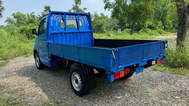 TOYOTA TOWN ACE/自排/木斗/怠速熄火/循跡防滑/胎壓偵測  第6張相片