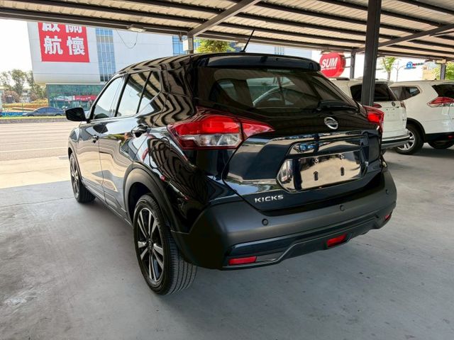 NISSAN KICKS/ABS/倒車顯影/鋁圈  第4張相片