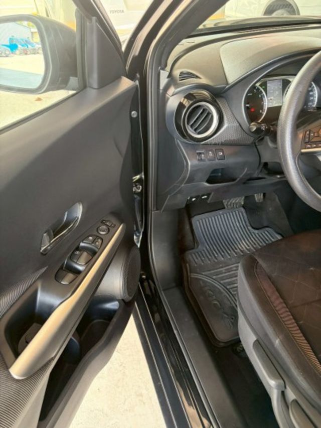 NISSAN KICKS/ABS/倒車顯影/鋁圈  第9張相片