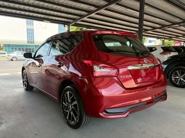 NISSAN TIIDA/原鈑件/定速/免鑰匙啟動/雙區恆溫空調  第5張相片