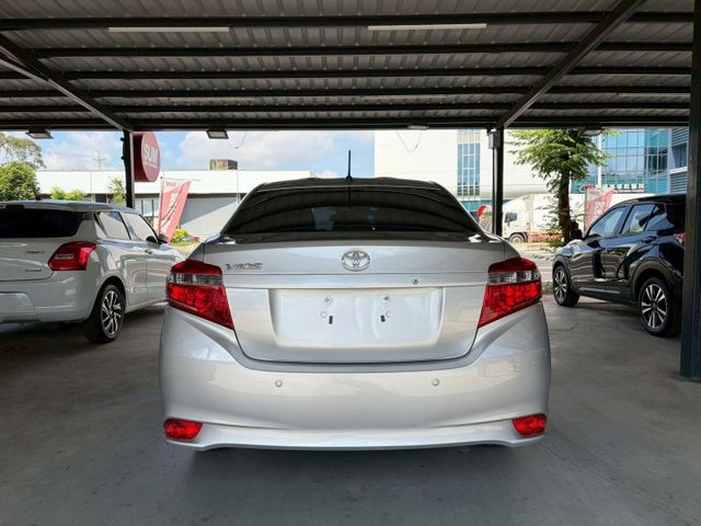 TOYOTA VIOS/代步車  第4張相片