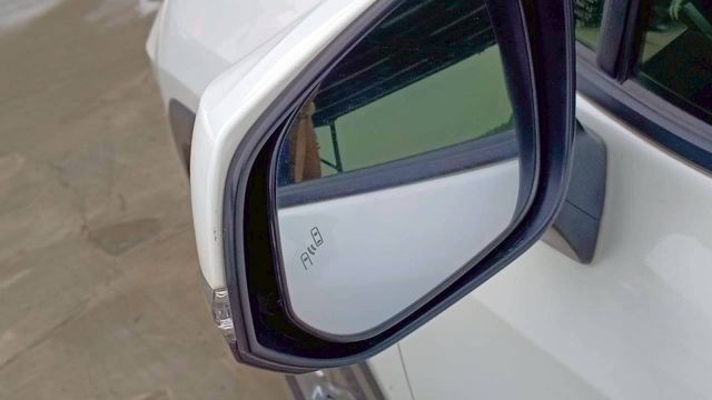 TOYOTA RAV4/ I-KEY/電動尾門/環景/ACC跟車  第6張相片
