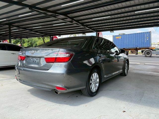 TOYOTA CAMRY/一鍵啟動/倒車顯影/定速/導航  第4張相片
