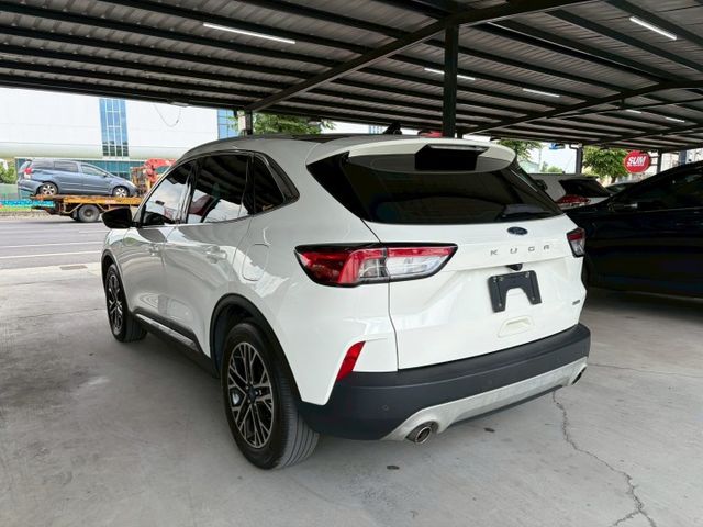 FORD KUGA/原鈑件/ACC跟車/360環景/行車紀錄器/導航  第4張相片