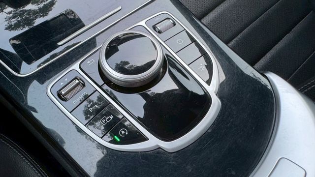 BENZ C180/柏林之音/原鈑件/64色氣氛燈/AMG輪圈/電子閥門  第11張相片