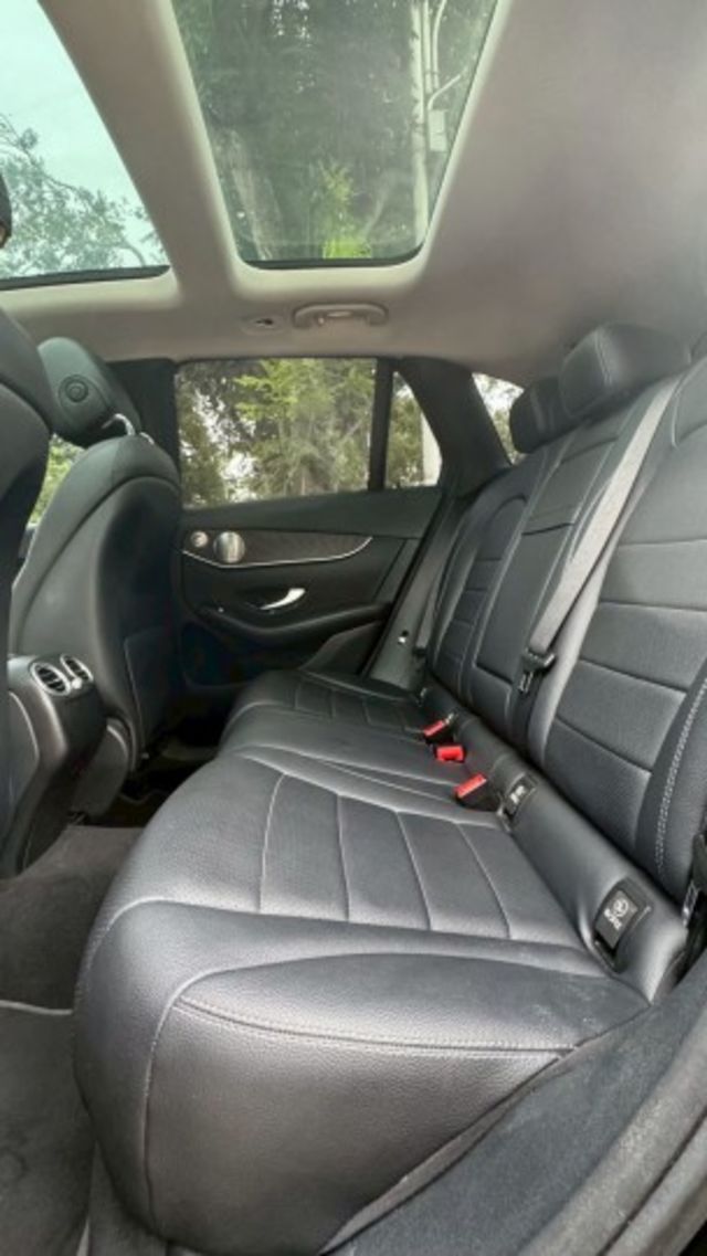 BENZ GLC300/原鈑件/電尾門/柏林之音/雙前電動加熱座椅/盲點  第16張相片
