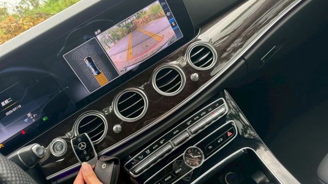 BEZN E250/原鈑件/電動記憶座椅+加熱/氣氛燈/定速/盲點  第9張相片