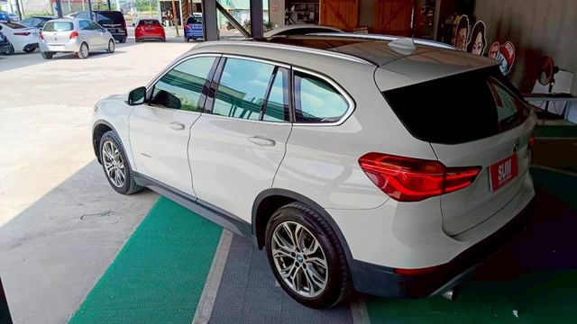 BMW X1/可認證/電尾門/全景天窗/定速/前後錄/倒車顯影  第9張相片