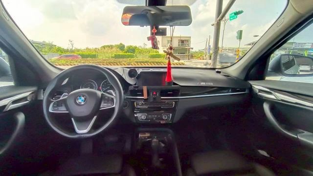 BMW X1/可認證/電尾門/全景天窗/定速/前後錄/倒車顯影  第11張相片