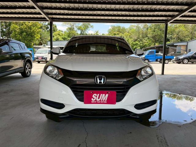 HONDA HRV/摸門/一鍵啟動/胎壓偵測器/循跡防滑/行車前後錄  第2張相片