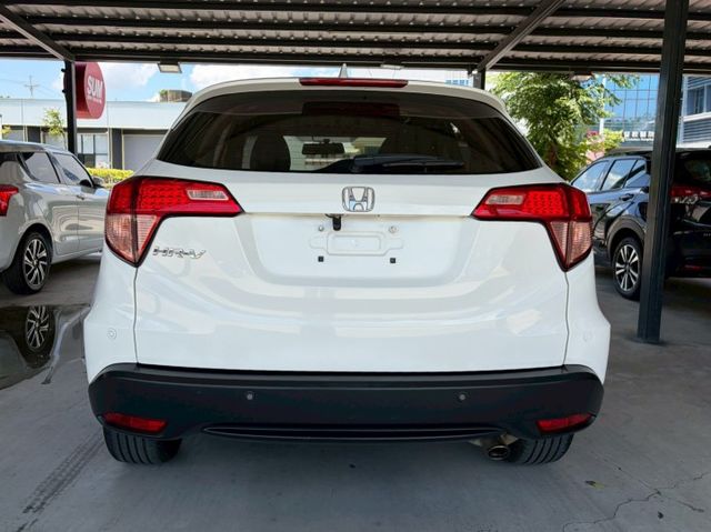 HONDA HRV/摸門/一鍵啟動/胎壓偵測器/循跡防滑/行車前後錄  第5張相片