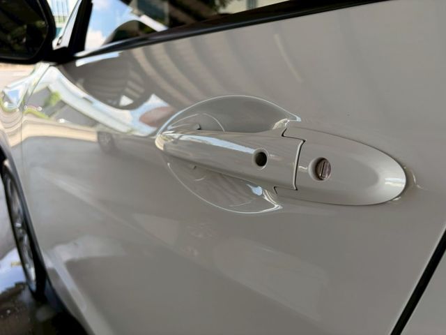 HONDA HRV/摸門/一鍵啟動/胎壓偵測器/循跡防滑/行車前後錄  第14張相片
